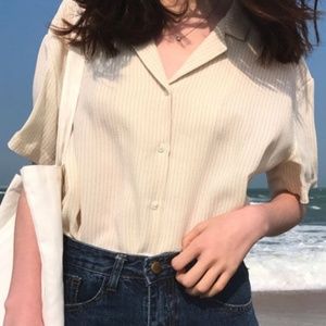 Short - sleeved stripped shirt